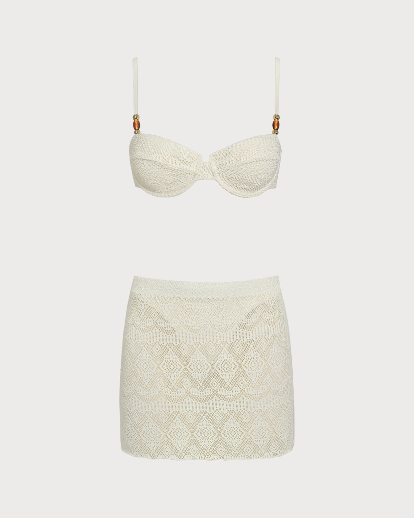Beyaz Dokulu Balenli Three-Piece Takım